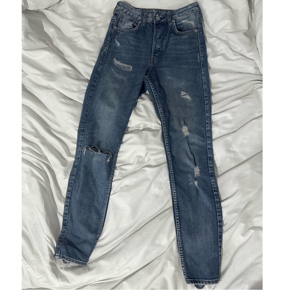 H&M Vintage Distressed Denim Skinny Jeans - Picture 2 of 4